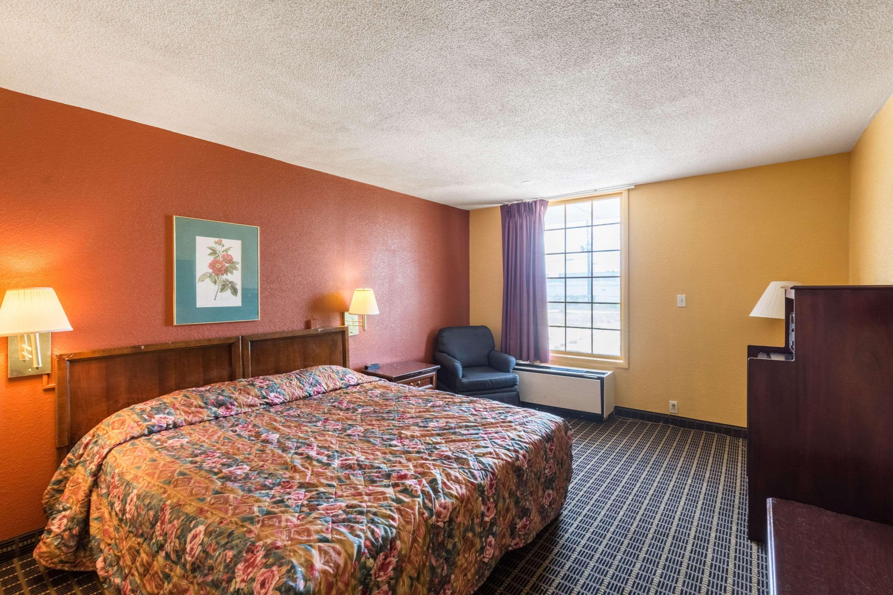 Econo Lodge Inn & Suites Orangeburg Exterior foto